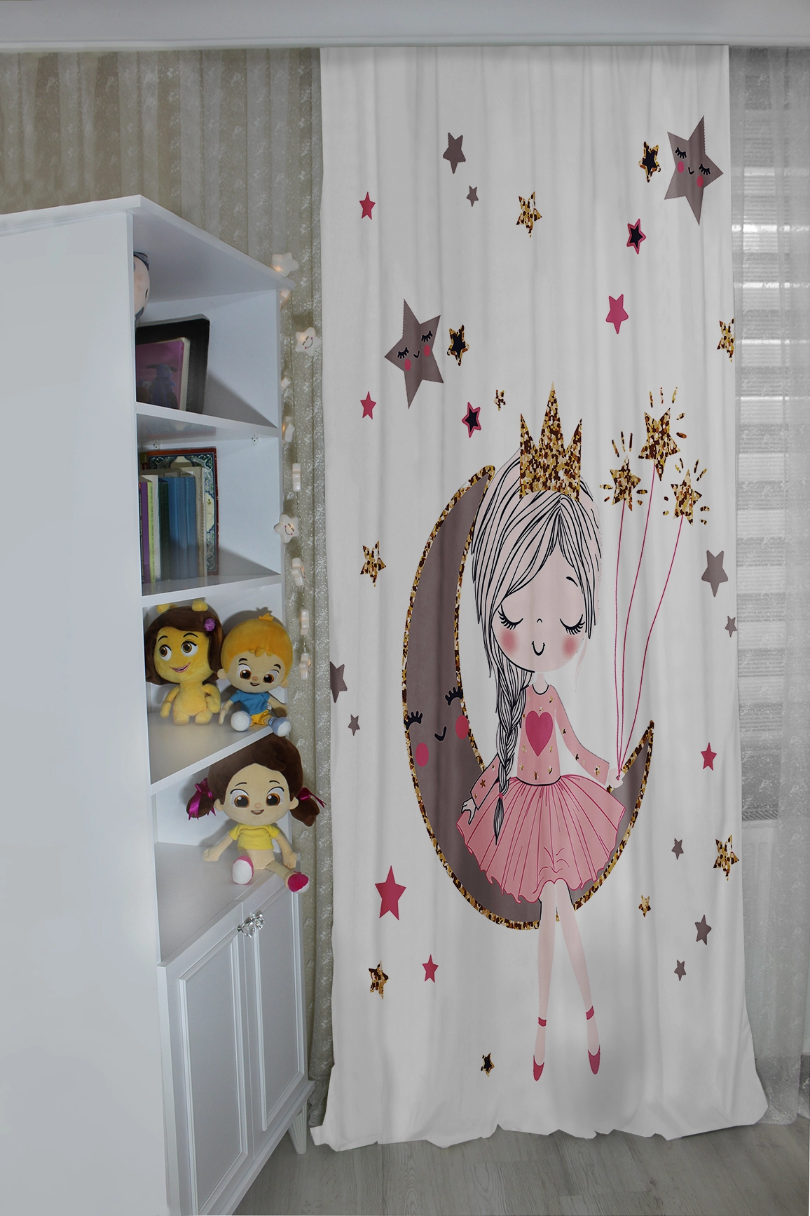 Beyaz Zeminli Pırıltı Prenses Çocuk Odası Halısı