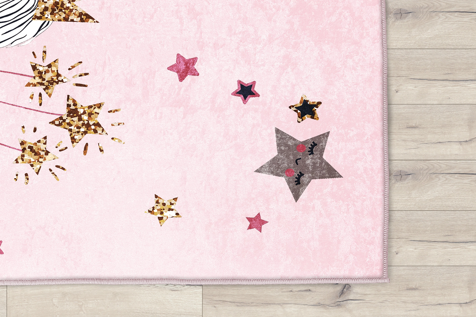 Sevimli Kız Çocuk Odası Halısı