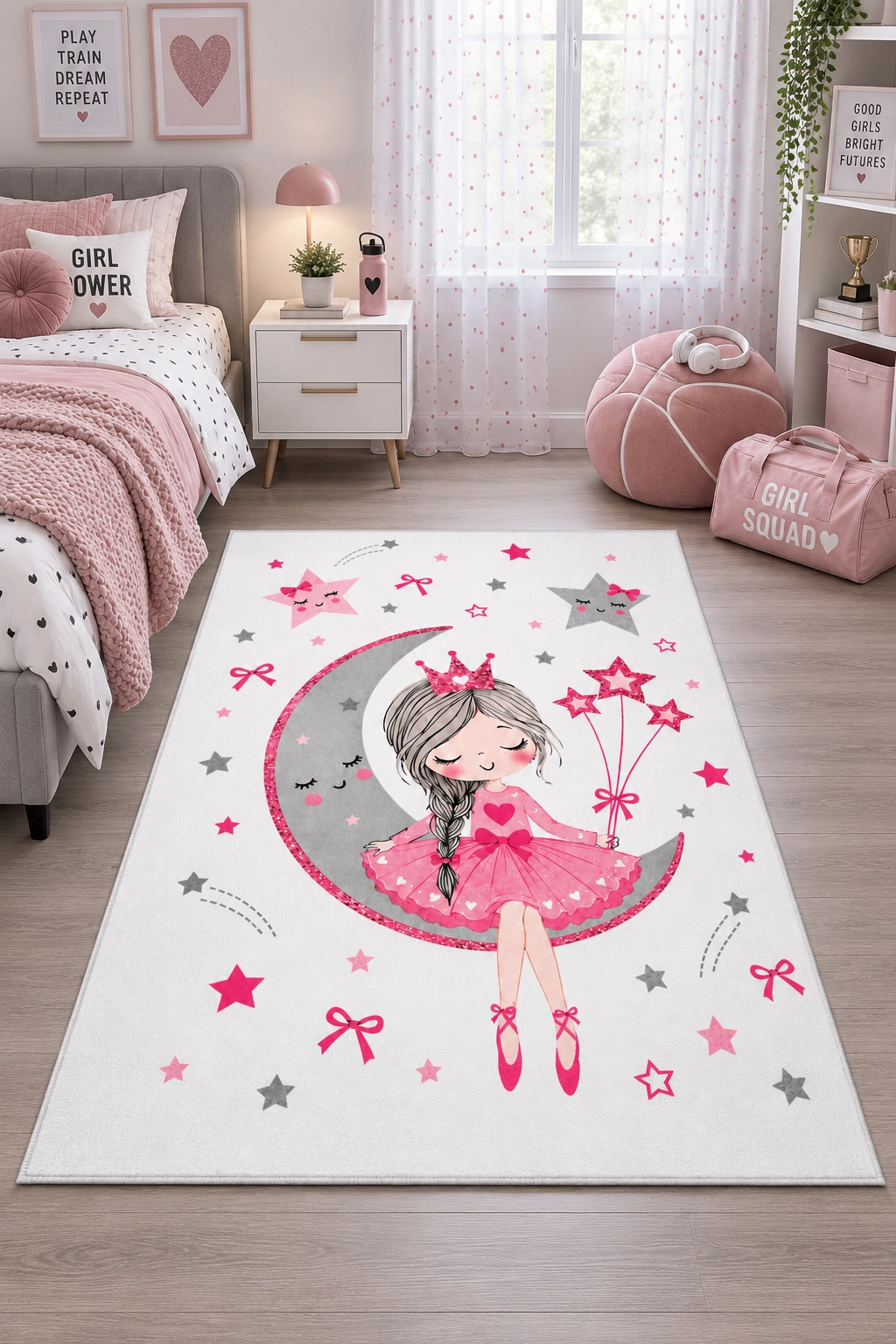 Ay Üzerinde Oturan Prenses Kız Desenli Çocuk Odası Halısı