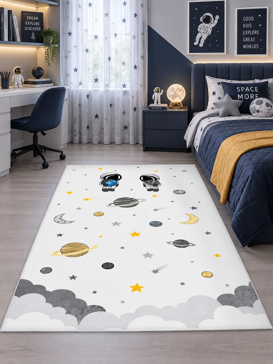 Astronot ve Gezegenler Desenli Uzay Temalı Çocuk Halısı