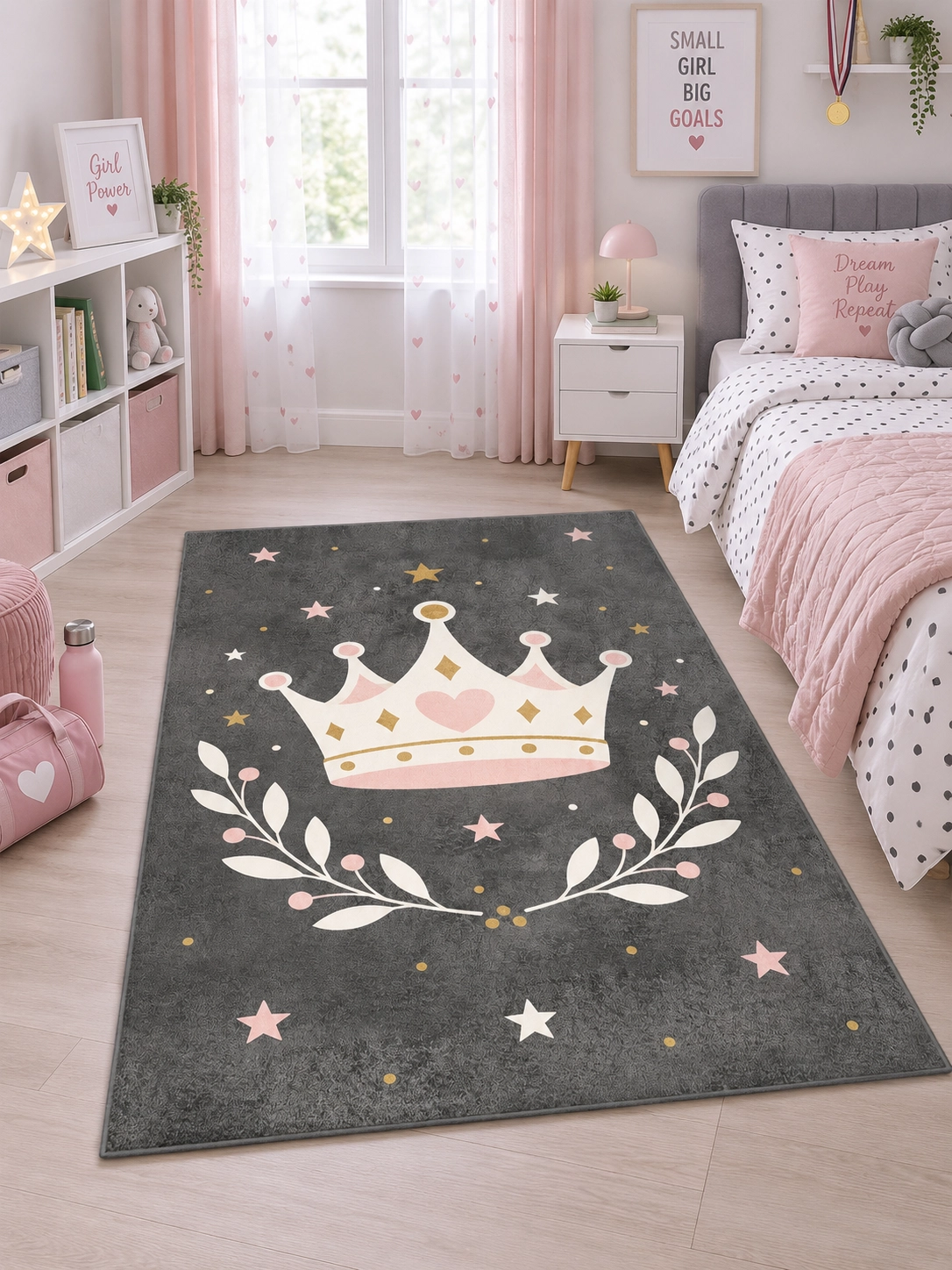 Prenses Tacı Desenli Pembe Gri Kız Çocuk Odası Halısı