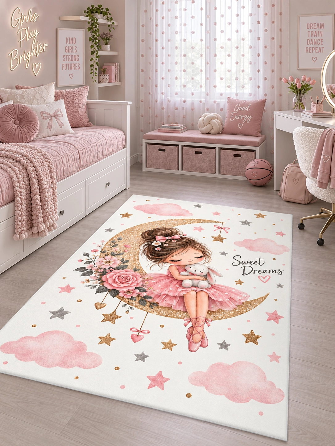 Sweet Dreams Ayda Oturan Kız ve Tavşan Desenli Kız Çocuk Halısı