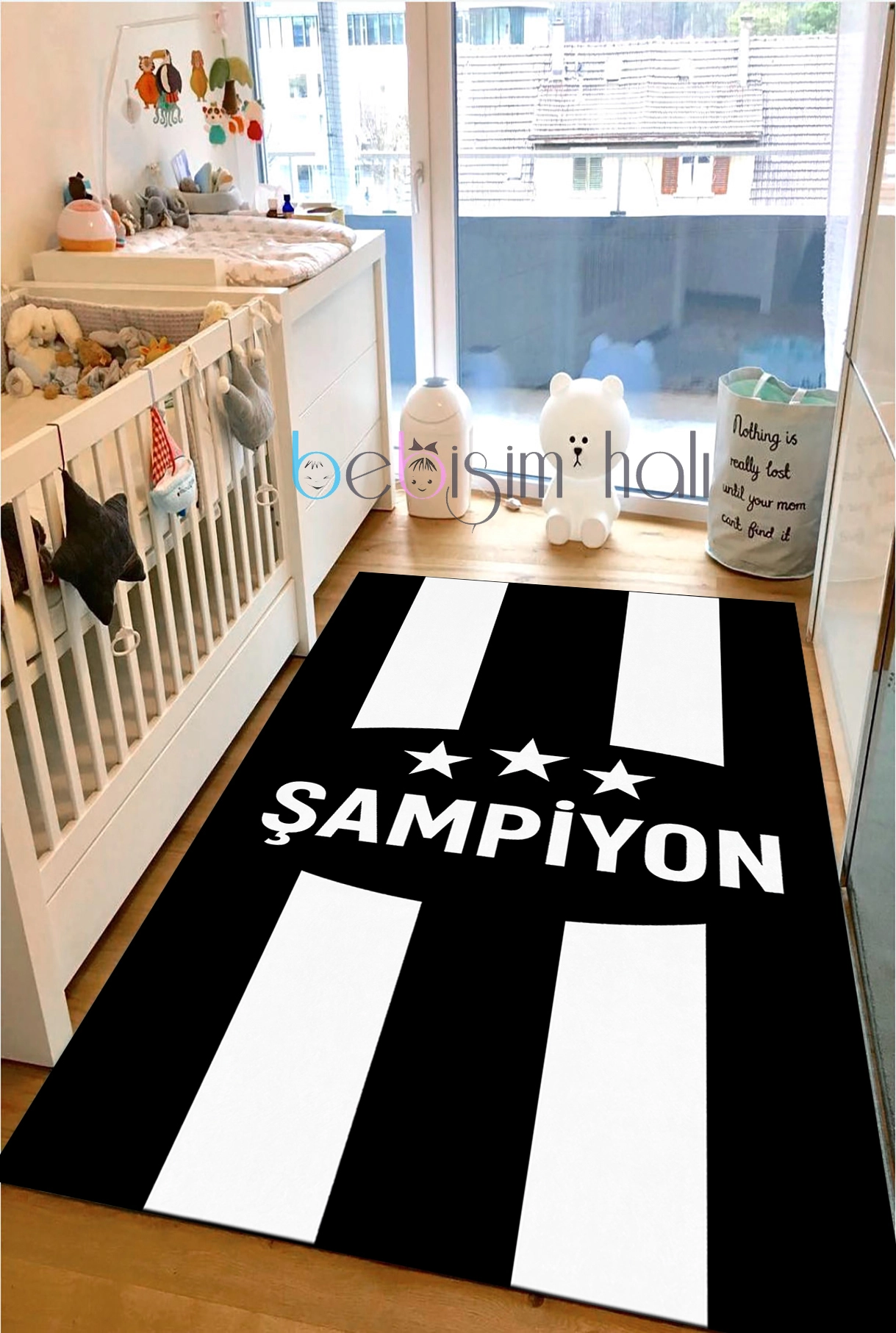 Taraftar Siyah Beyaz Çocuk Halısı