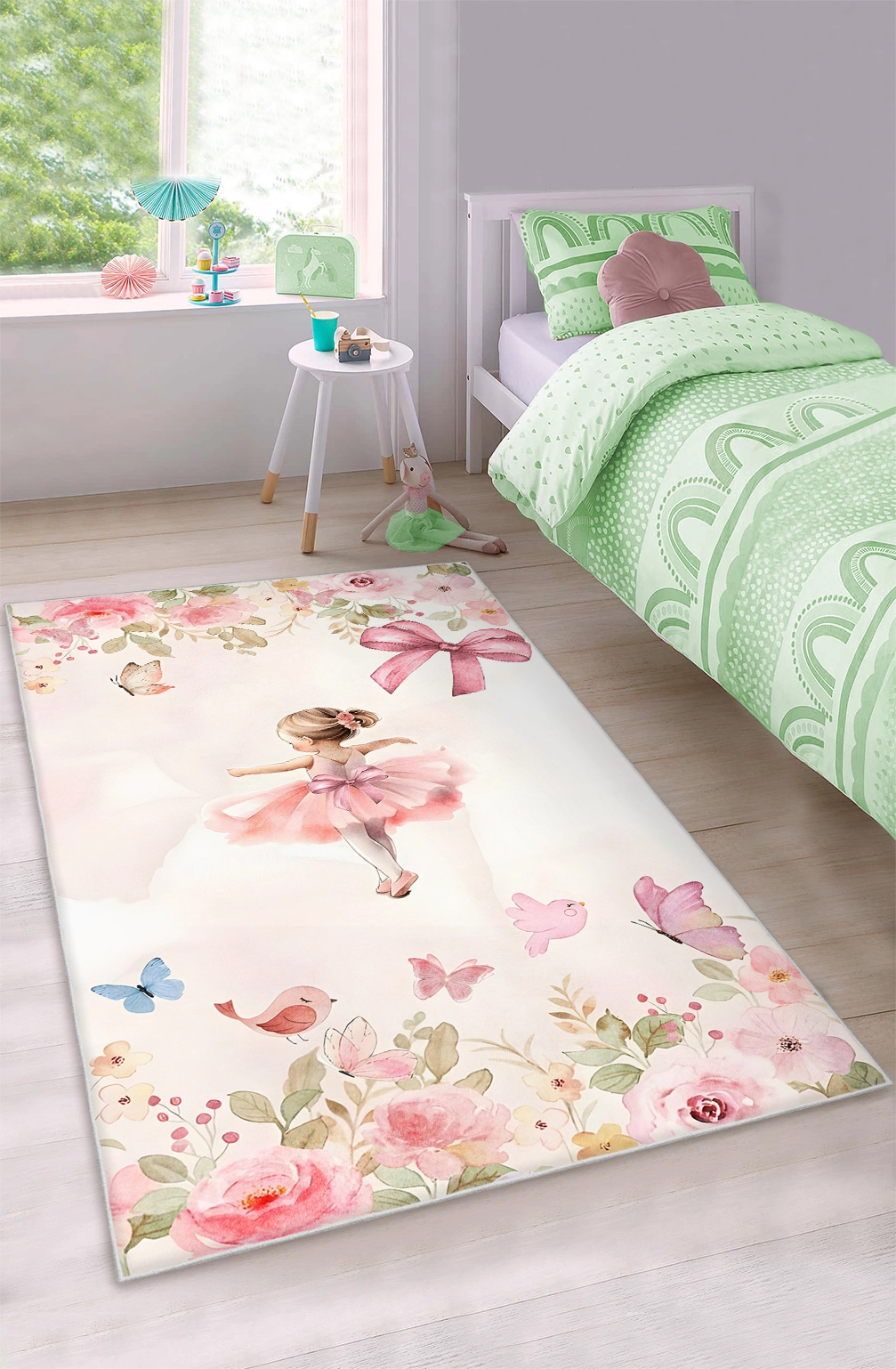 Pastel Gökkuşağı Yıldız Kalp Desenli Çocuk Odası Halısı