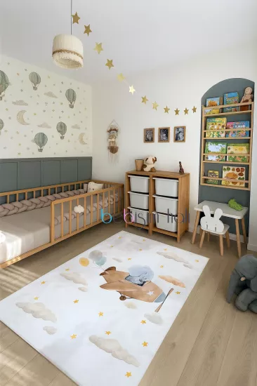 Sevimli Fil Bulutlu Bambu Çocuk Odası Halısı