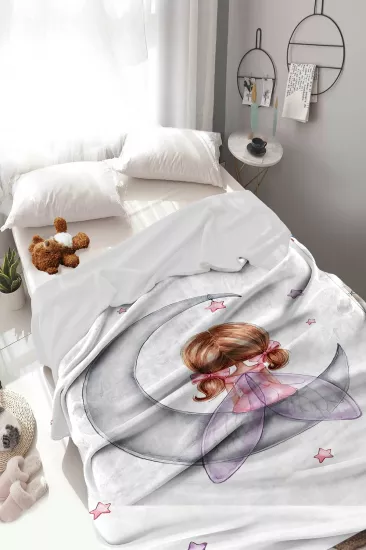 Sevimli Ayda Oturan Kız Welsoft Çocuk Battaniyesi