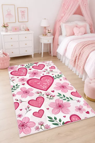 Pembe Kalp ve Çiçek Bahçesi Kız Çocuk Odası Halısı