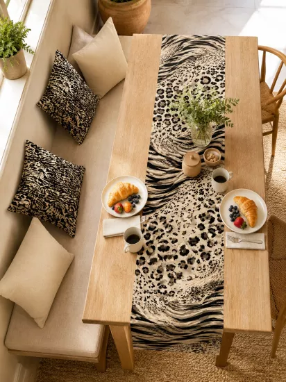Siyah Bej Leopar Runner ve 4’lü Kırlent Kılıfı Seti Modern Dekoratif Yastık