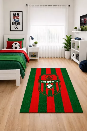 Yeşil Kırmızı Şampiyon Taraftar Çocuk Odası Halısı